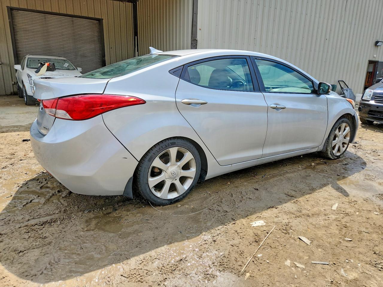 Hyundai ELANTRA Limited