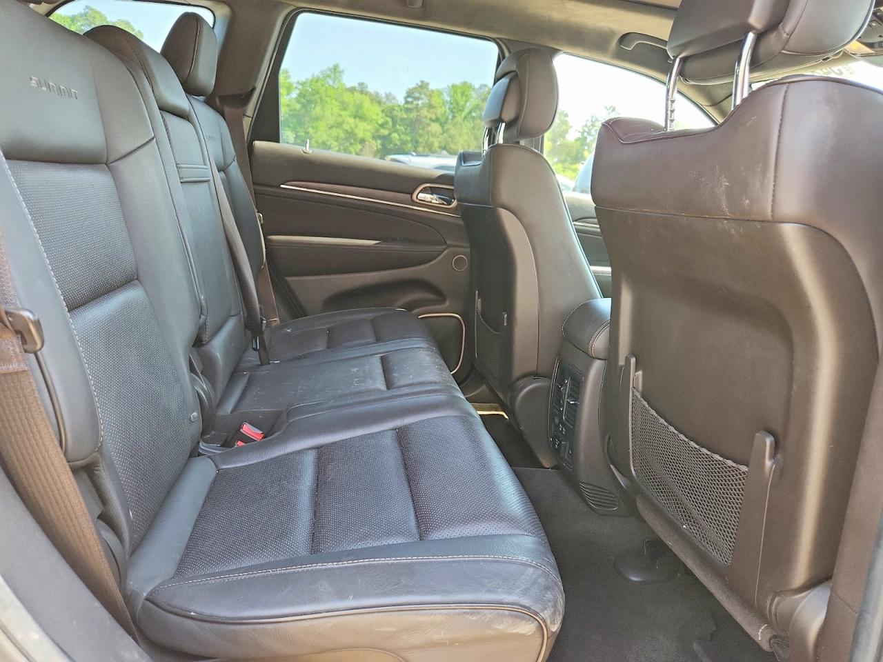 Jeep Cherokee Summit