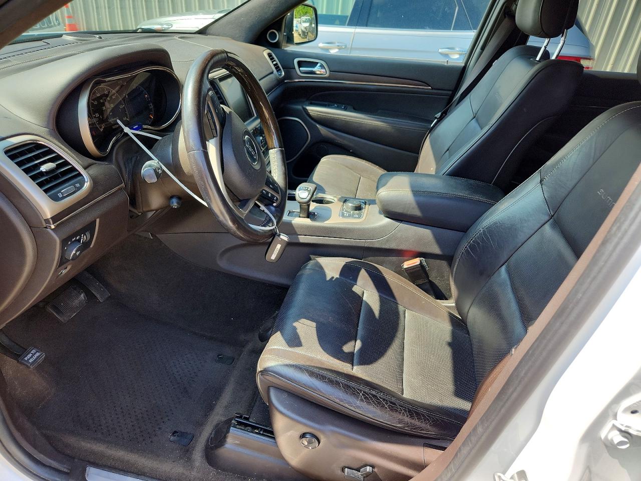 Jeep Cherokee Summit