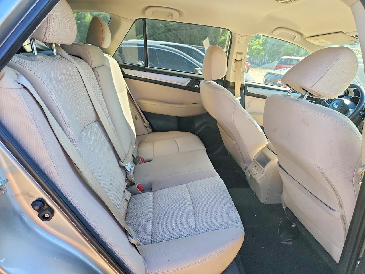 Subaru Outback 2.5i Premium