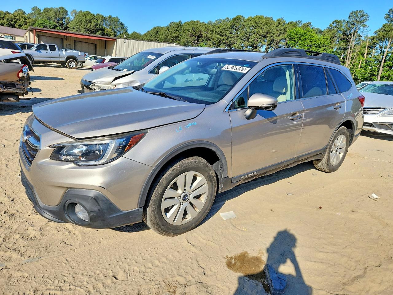 Salvage Subaru Outback Image