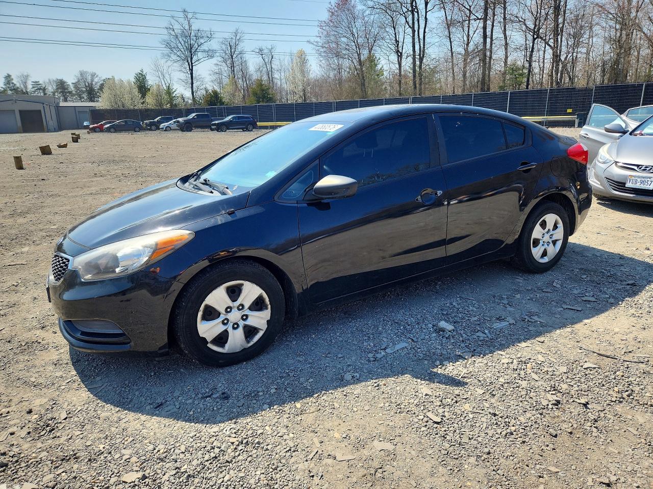 Salvage Kia Forte Image
