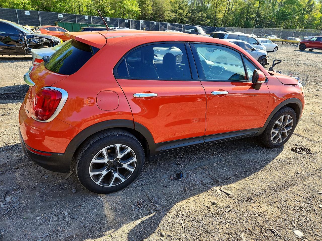 FIAT 500 Trekking