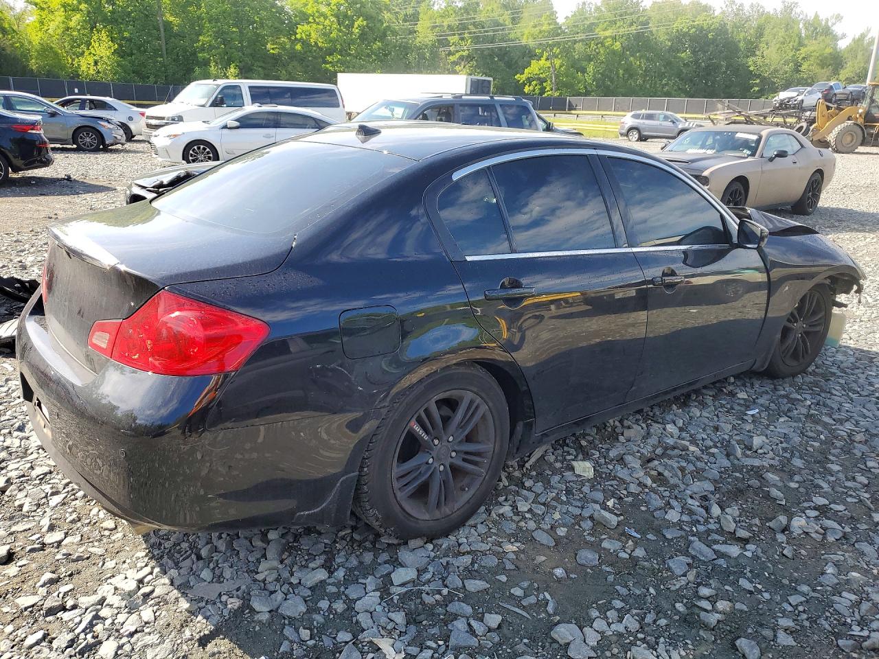 INFINITI G37 X