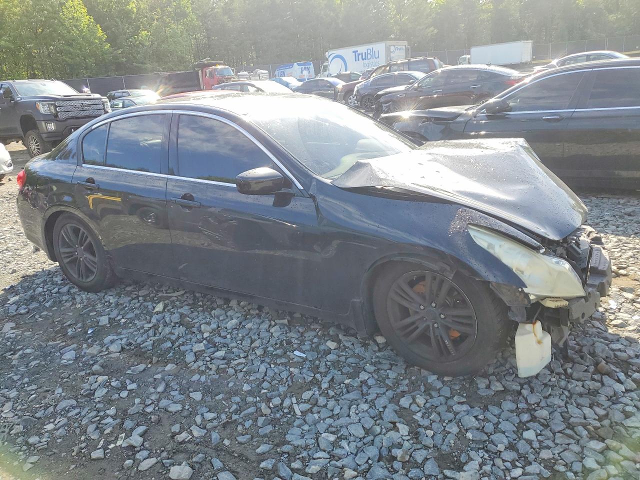 INFINITI G37 X