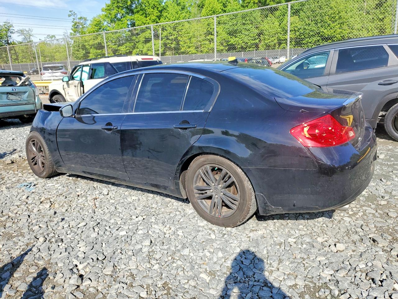 INFINITI G37 X