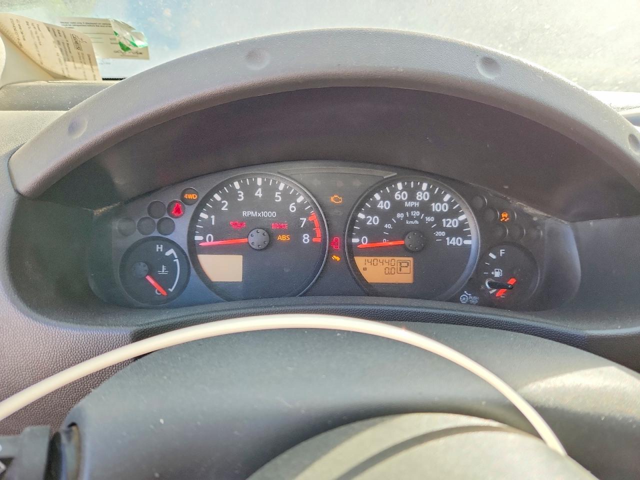 Nissan Frontier Sv