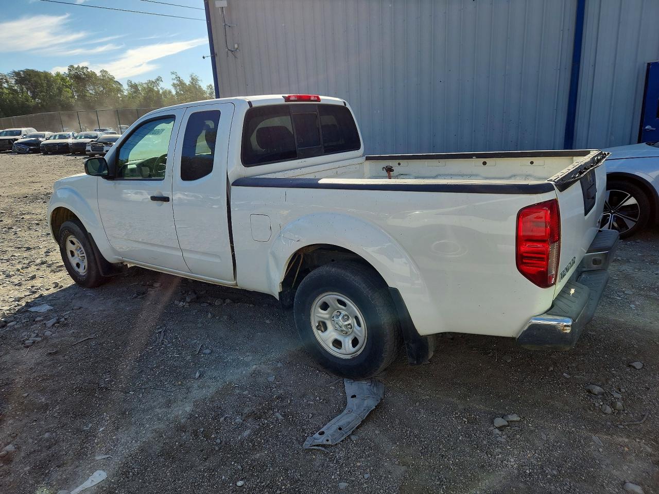 Nissan Frontier Sv