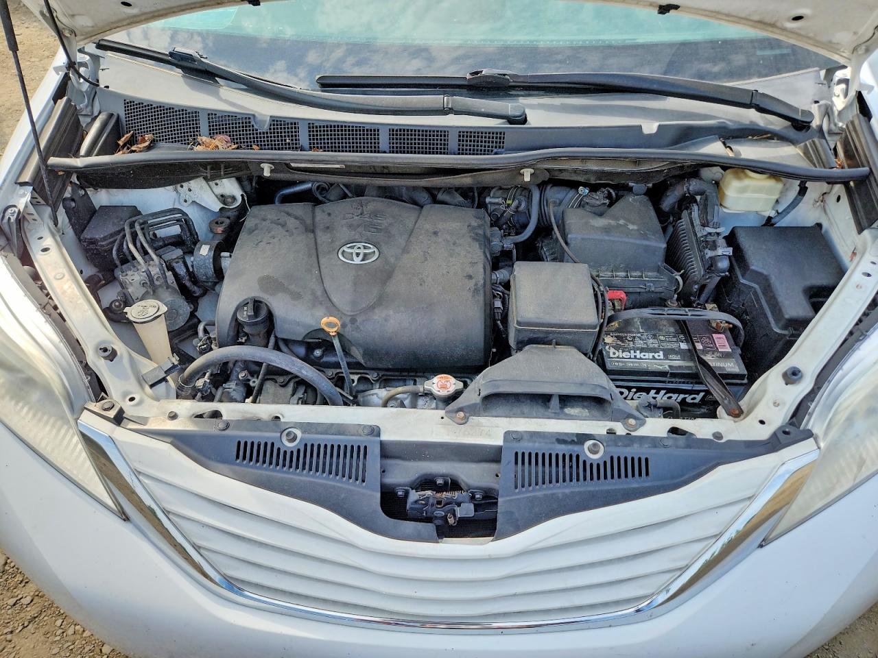 Toyota Sienna Le
