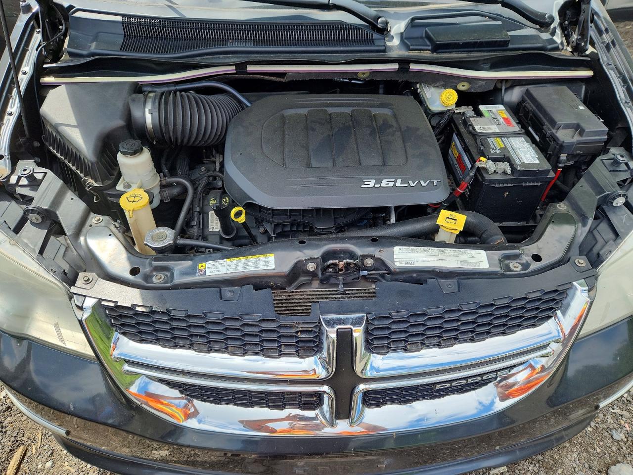 Dodge Caravan Sxt