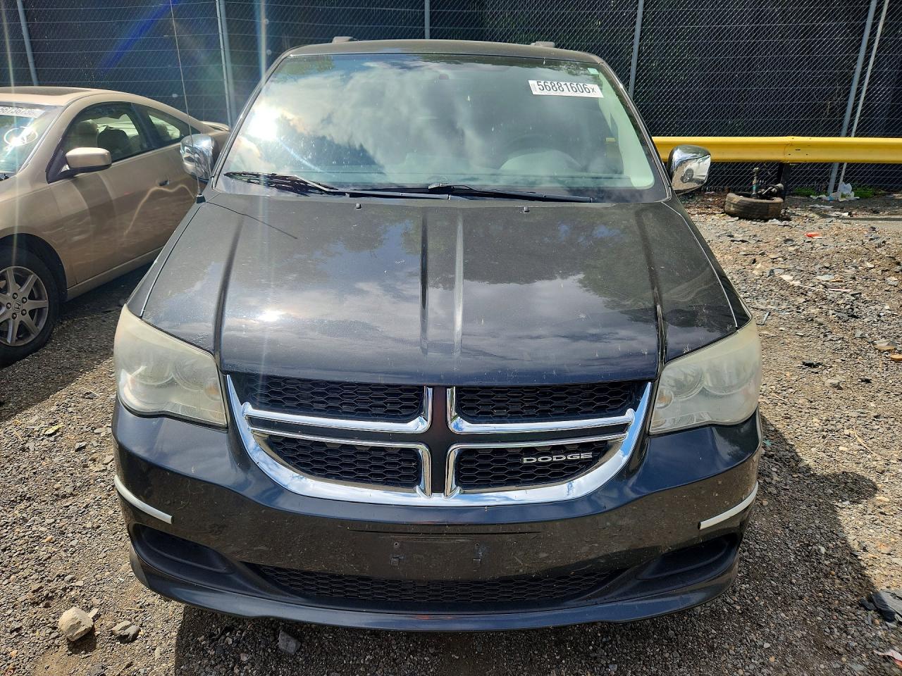 Dodge Caravan Sxt