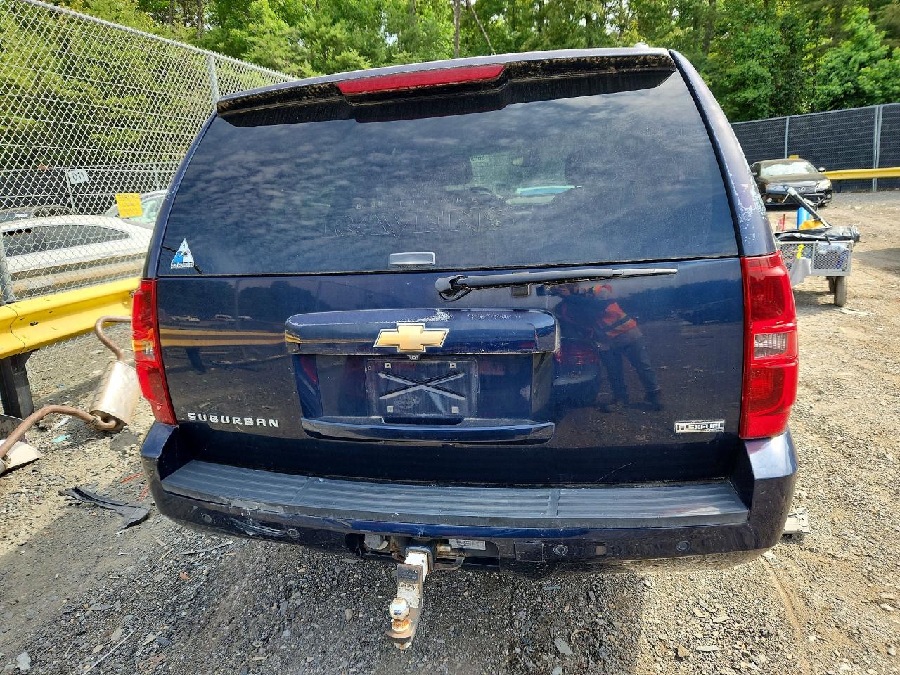 Chevrolet Suburban C1500