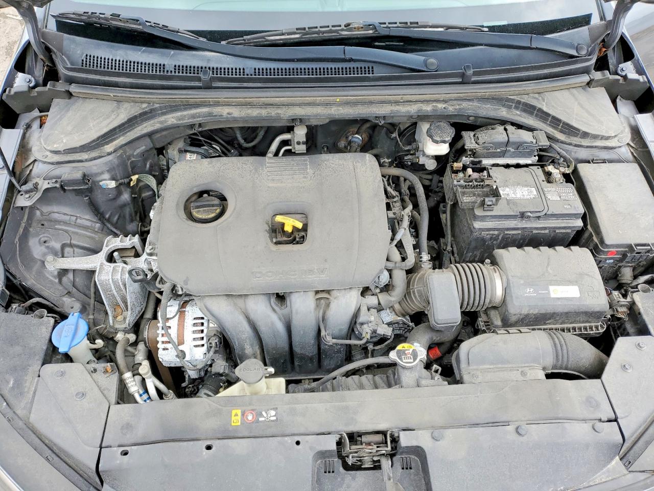 Hyundai ELANTRA Sel
