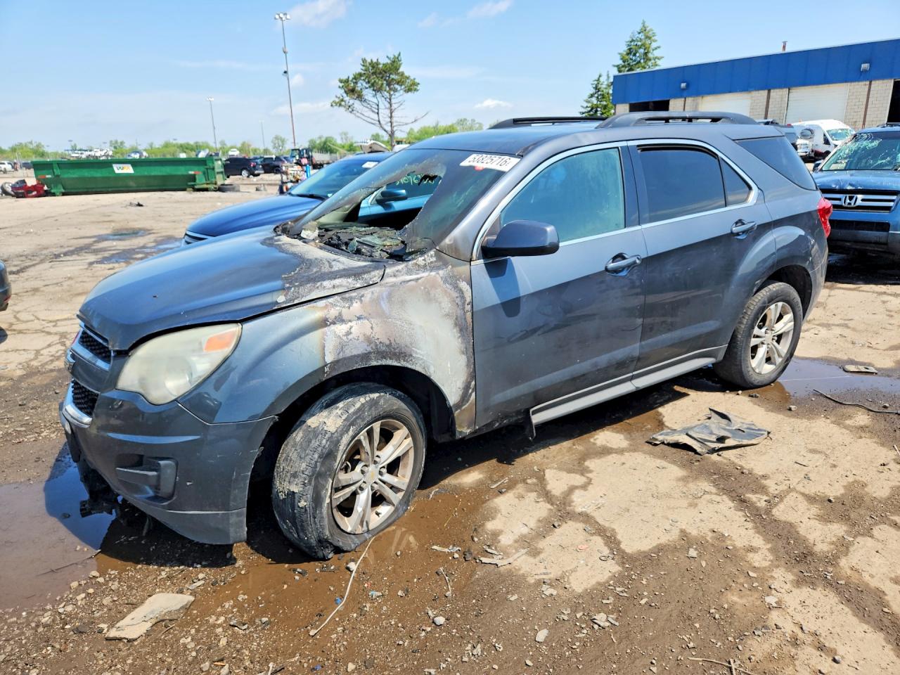 Salvage Chevrolet Equinox Image