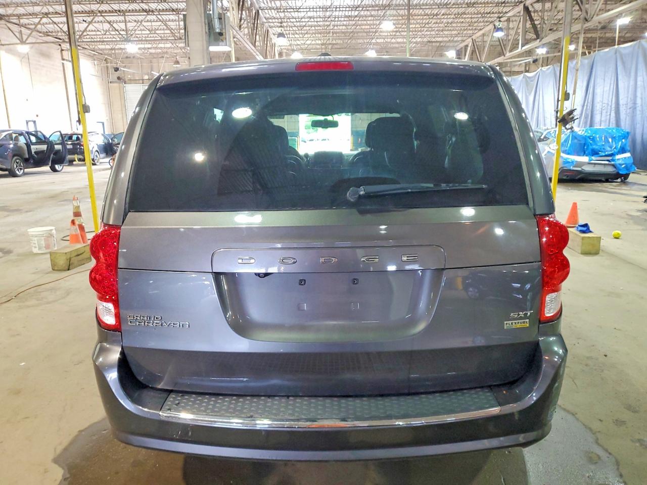 Dodge Caravan Sxt