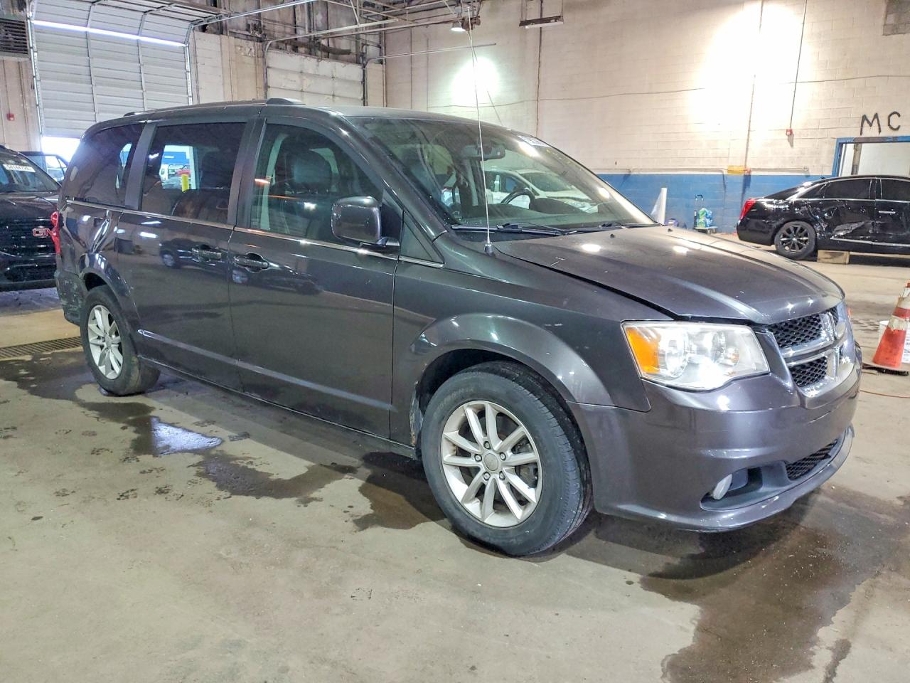 Dodge Caravan Sxt