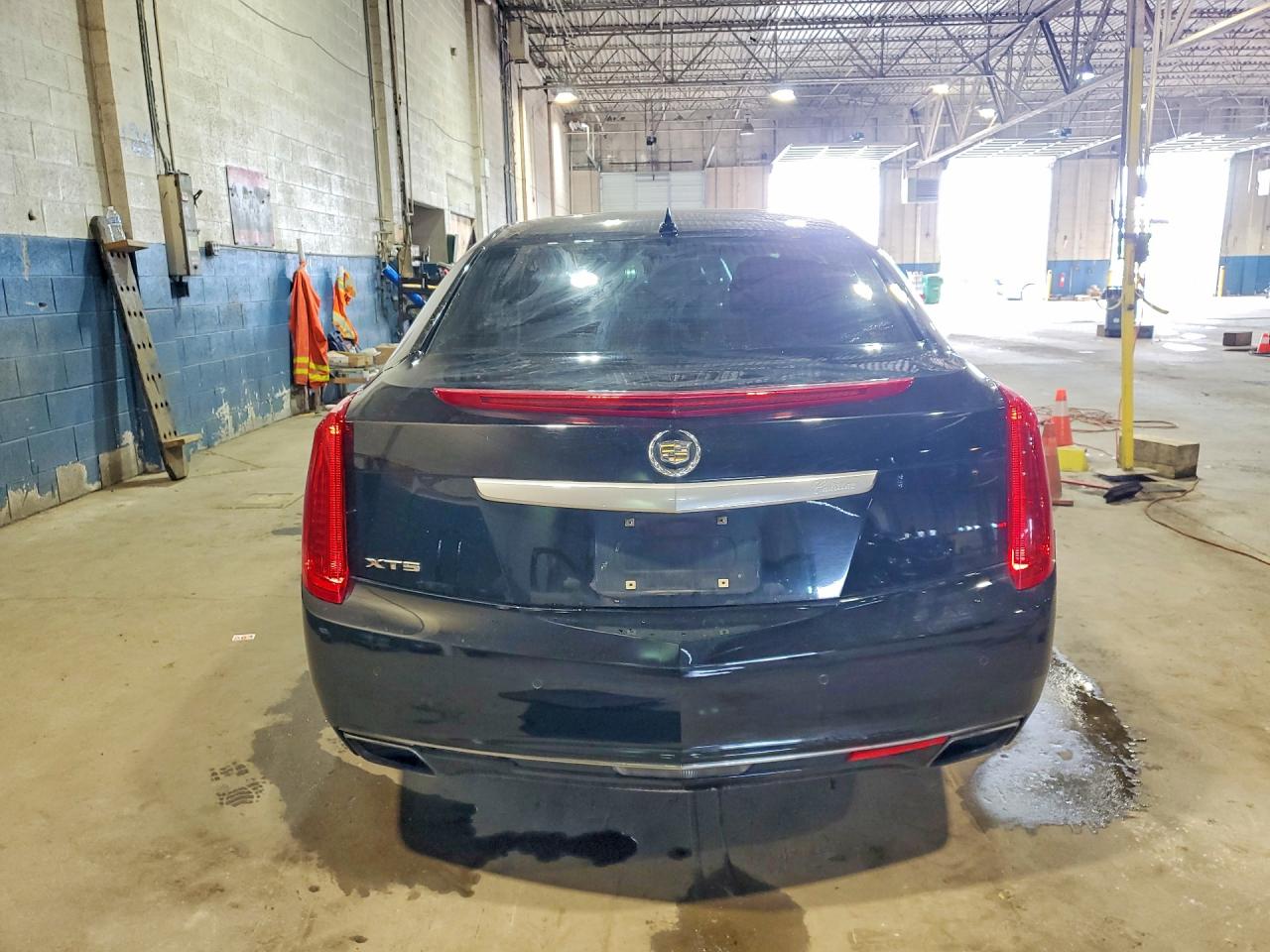Cadillac XTS Luxury Collection