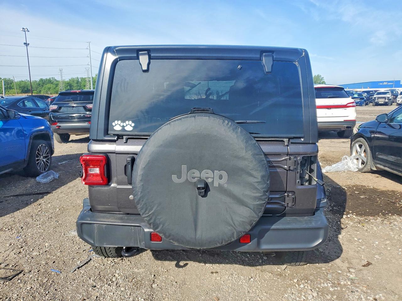 Jeep Wrangler Sahara