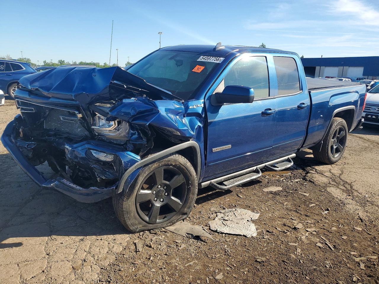 Salvage GMC Sierra Image
