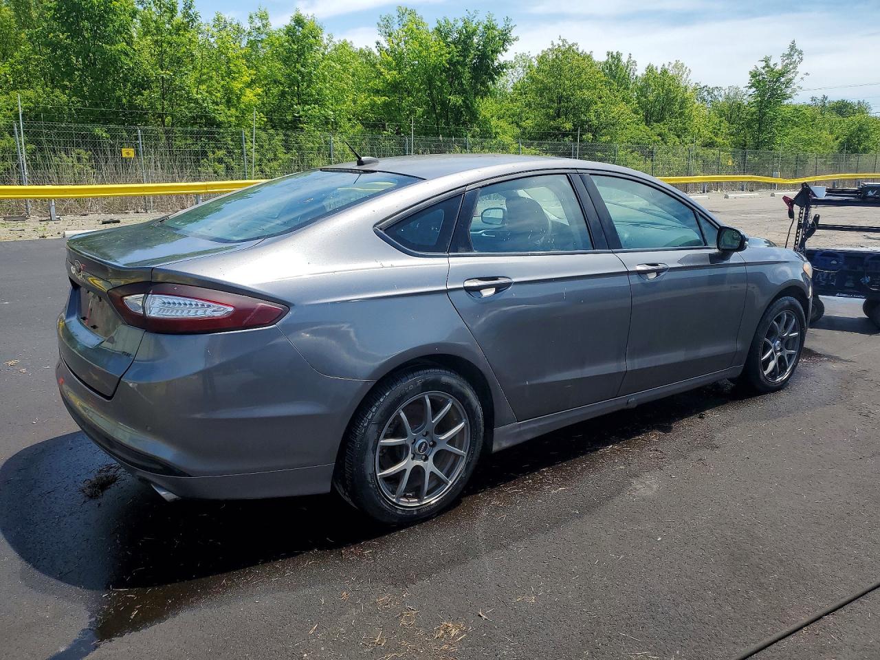 Ford Fusion Se