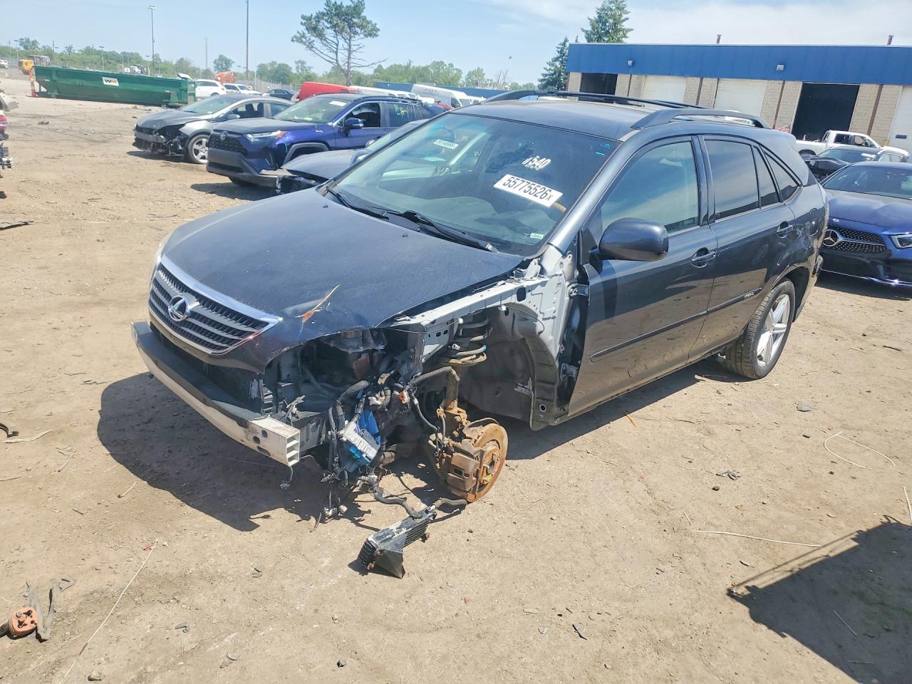 Salvage Lexus RX Image