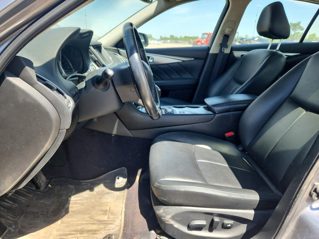 INFINITI Q50 3.0t Luxe