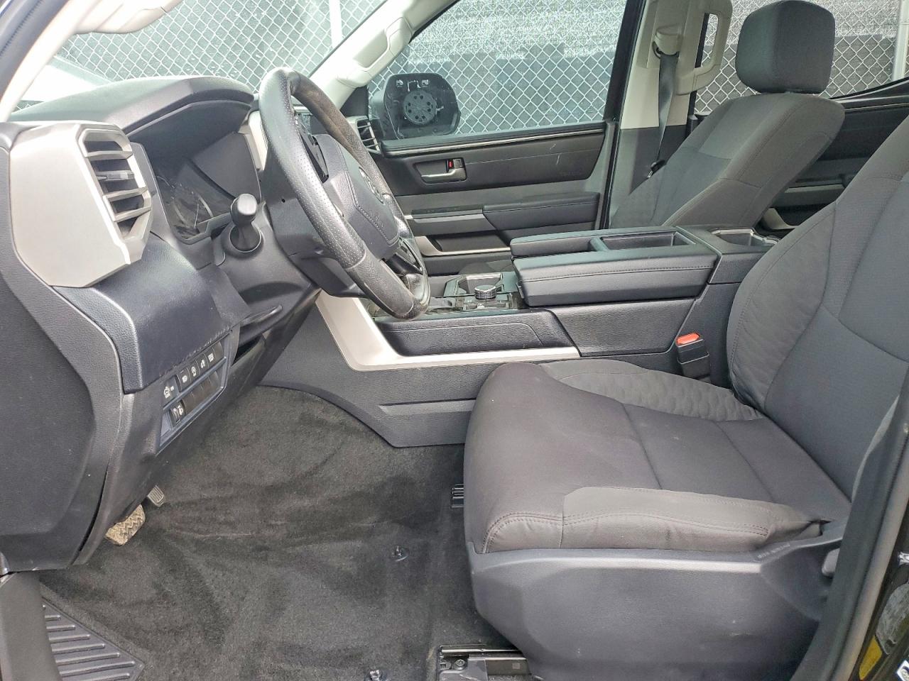 Toyota Tundra Sr5