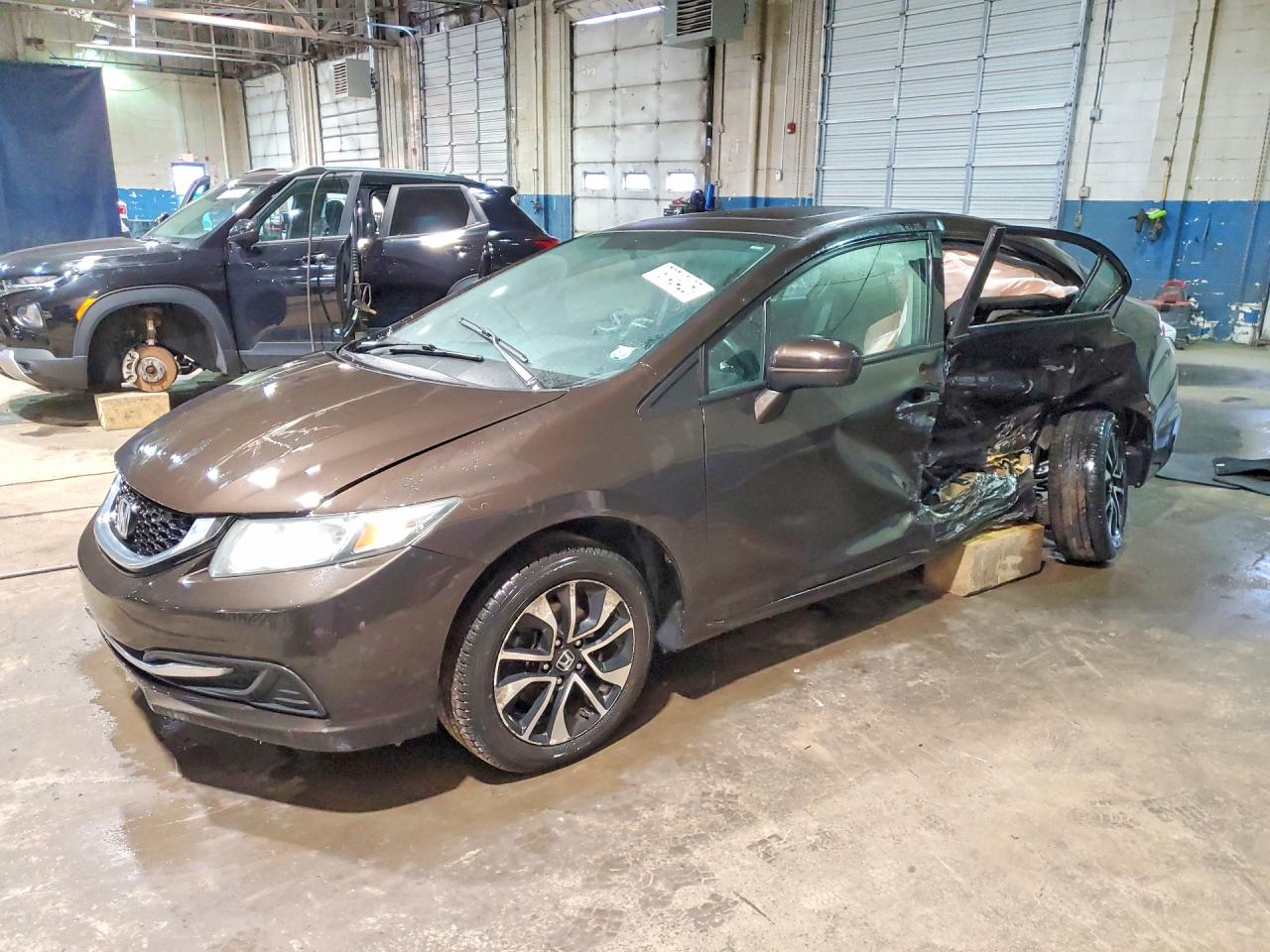 Salvage Honda Civic Image