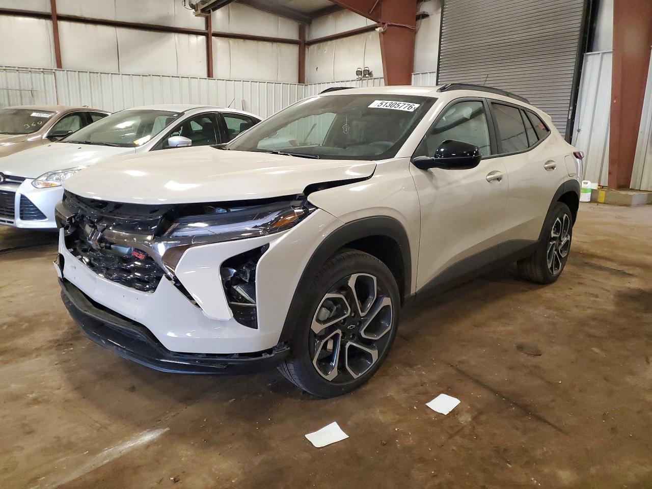 Salvage Chevrolet Trax Image