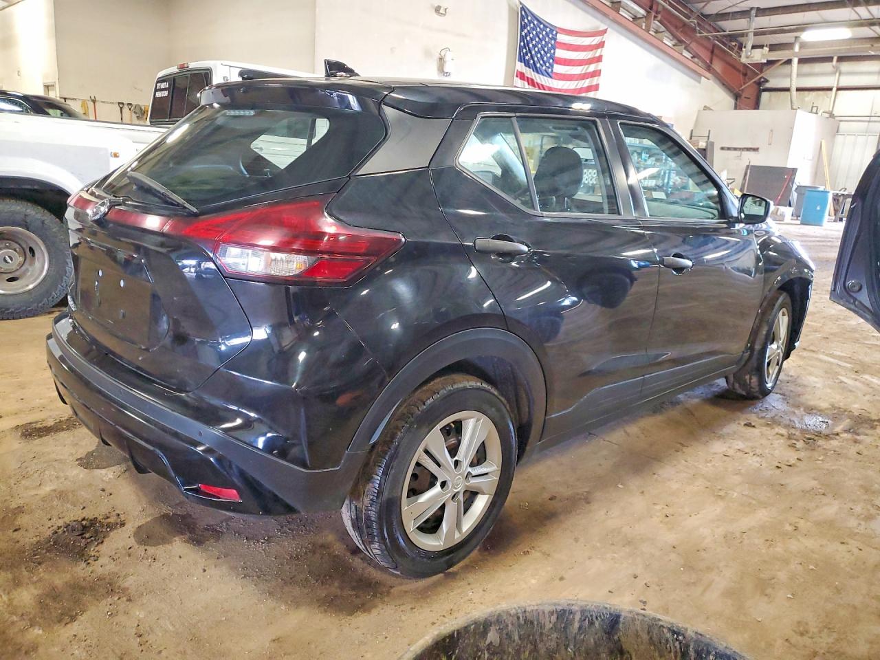 Nissan Kicks S