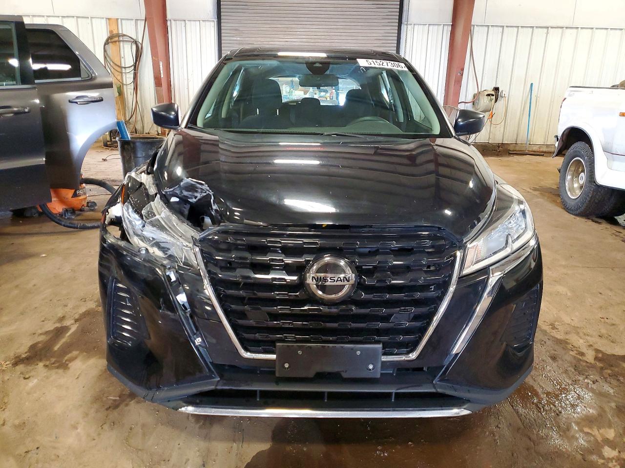 Nissan Kicks S