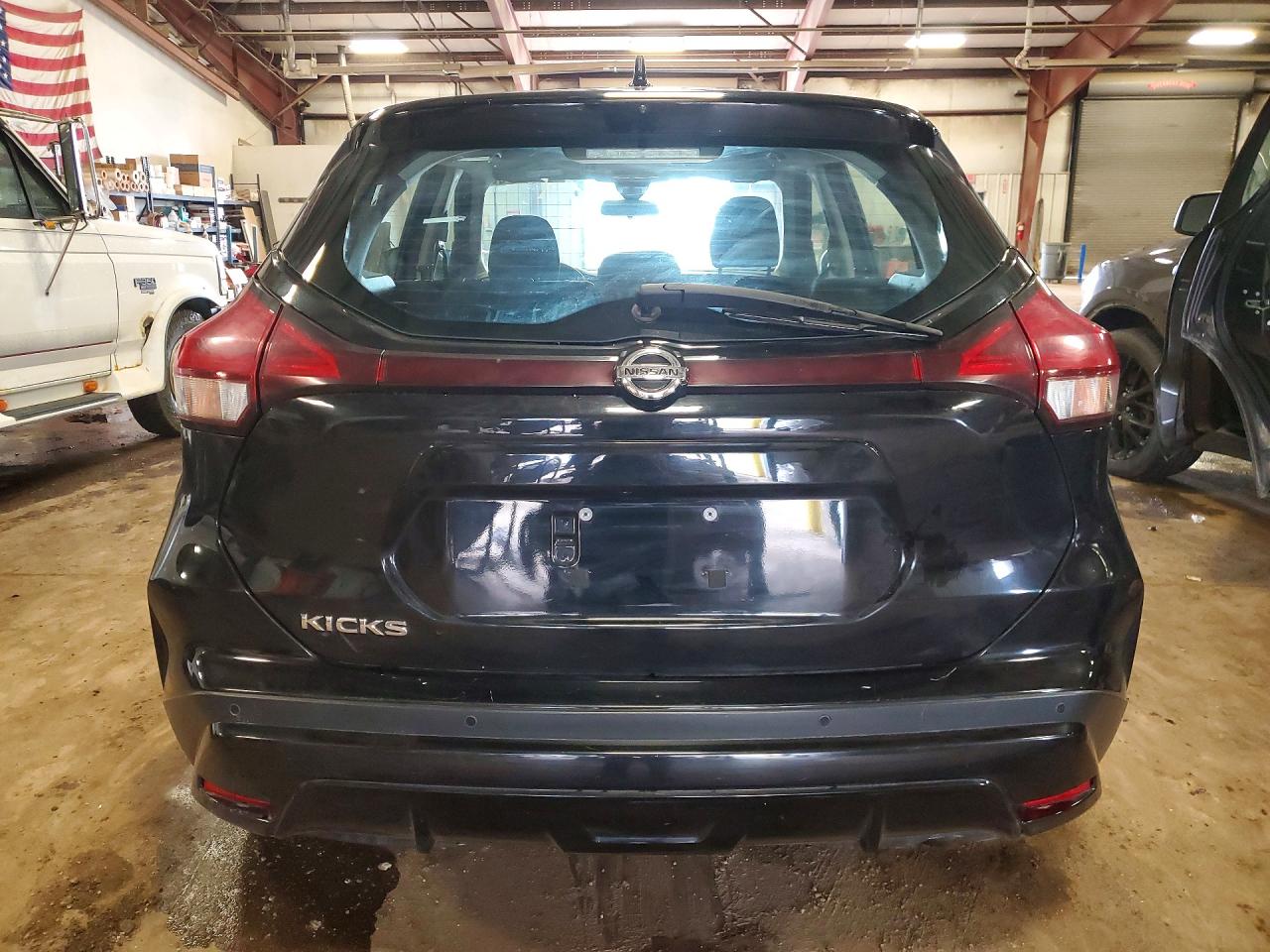 Nissan Kicks S