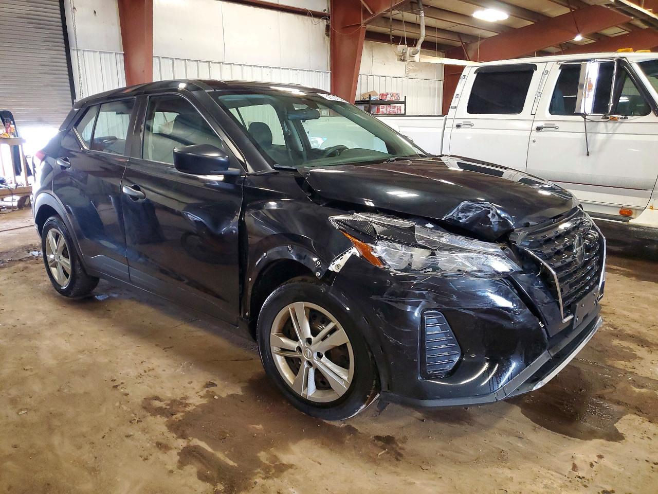Nissan Kicks S