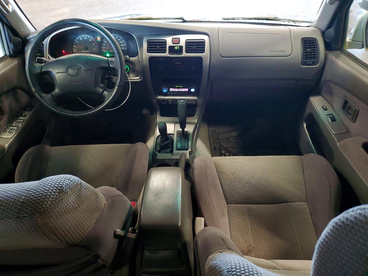 Toyota 4Runner Sr5