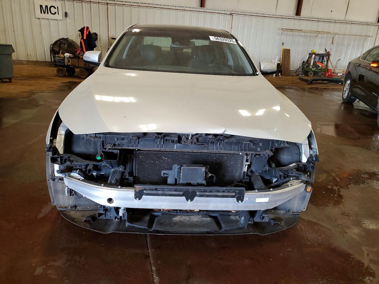Hyundai Genesis 3.8l
