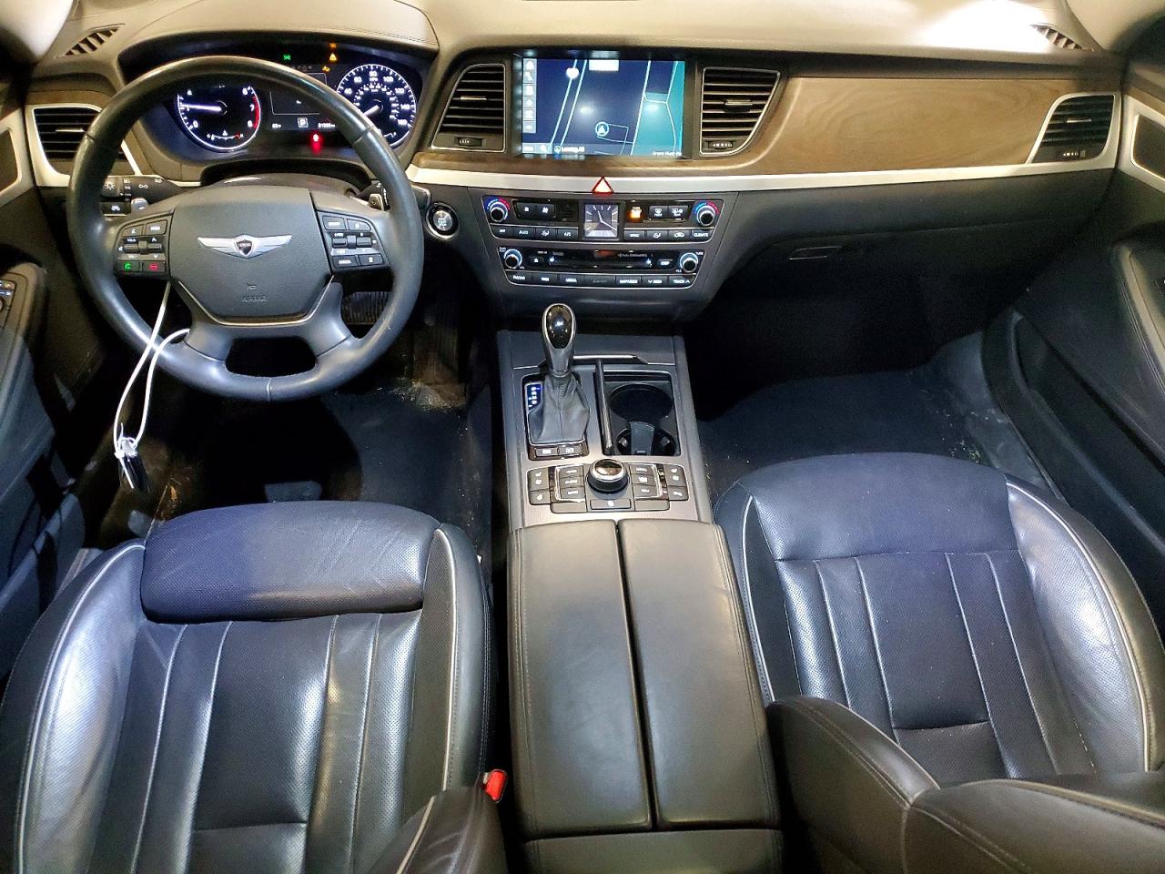 Hyundai Genesis 3.8l