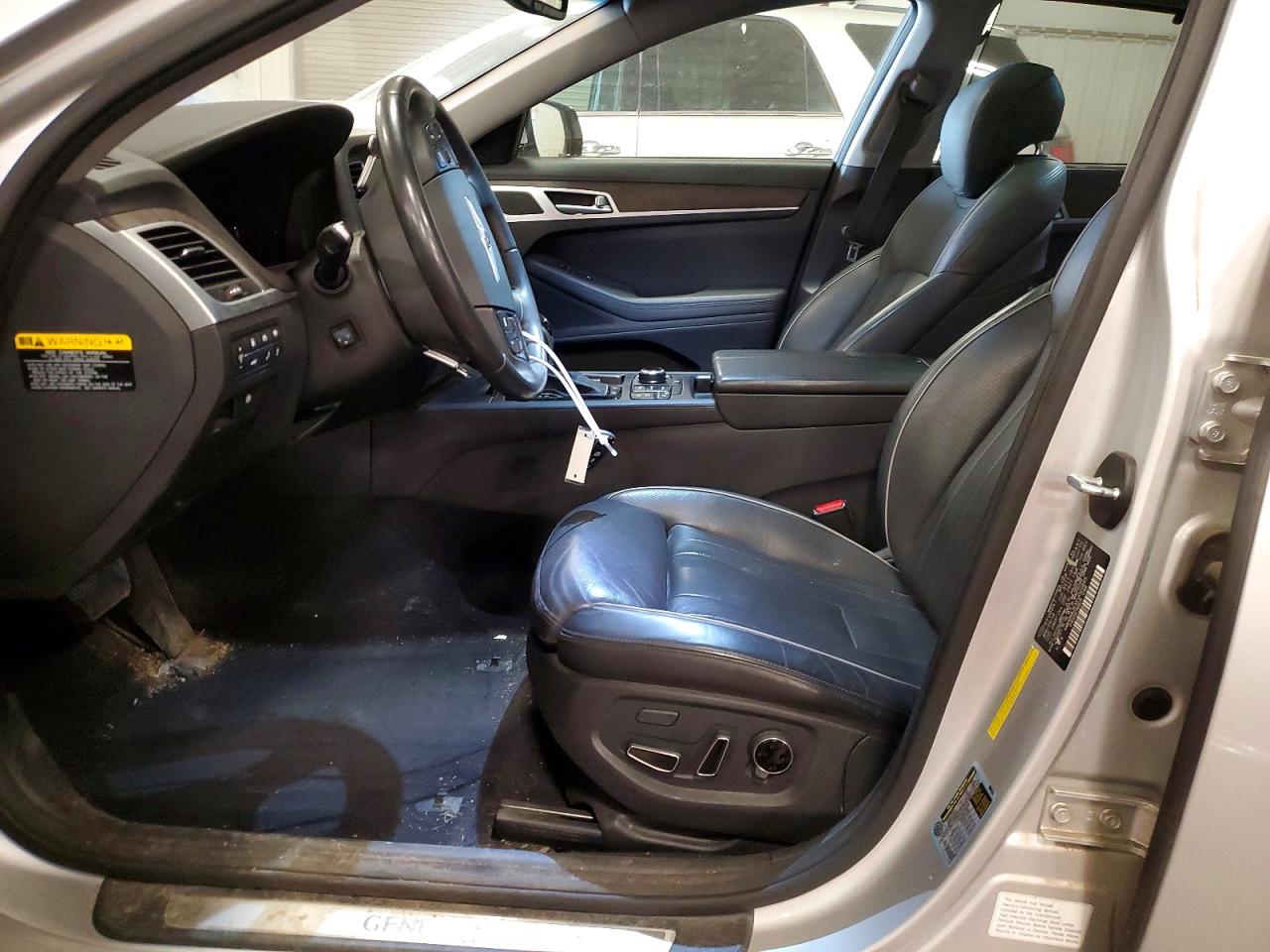 Hyundai Genesis 3.8l