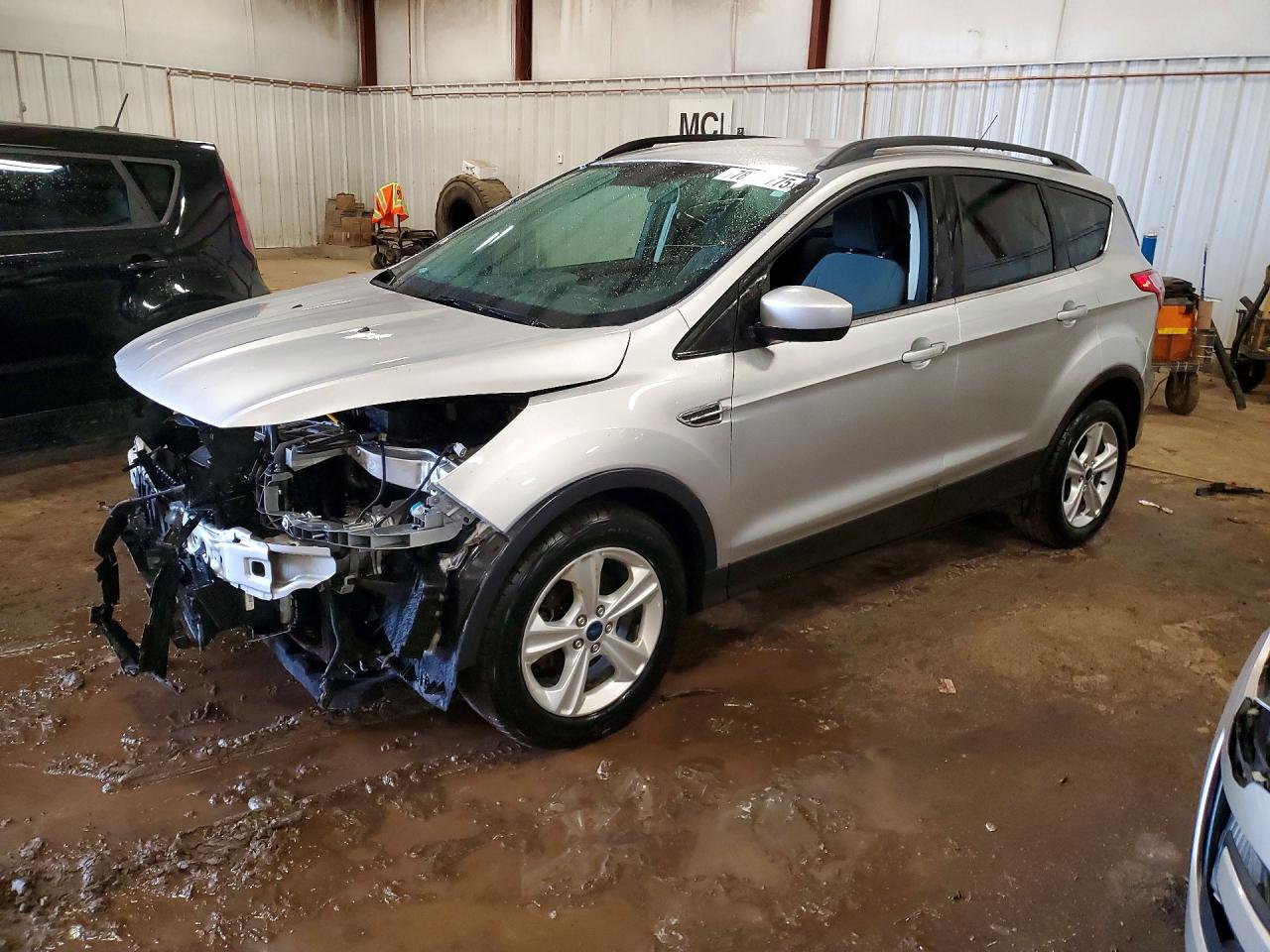 Salvage Ford Escape Image