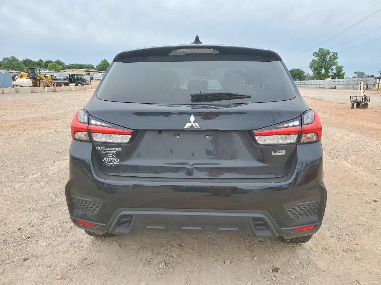 Mitsubishi Outlander 650