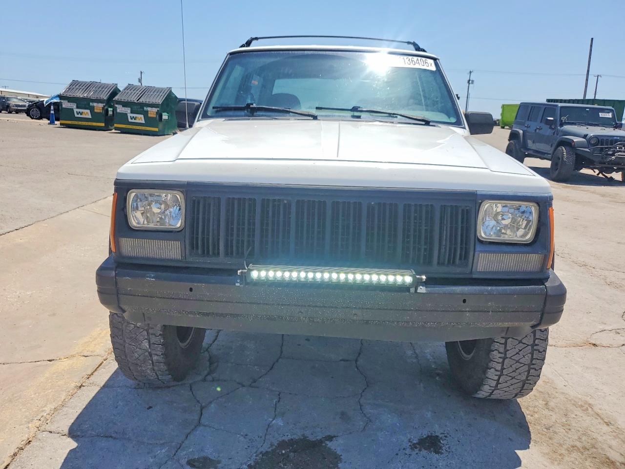 Jeep Cherokee Se