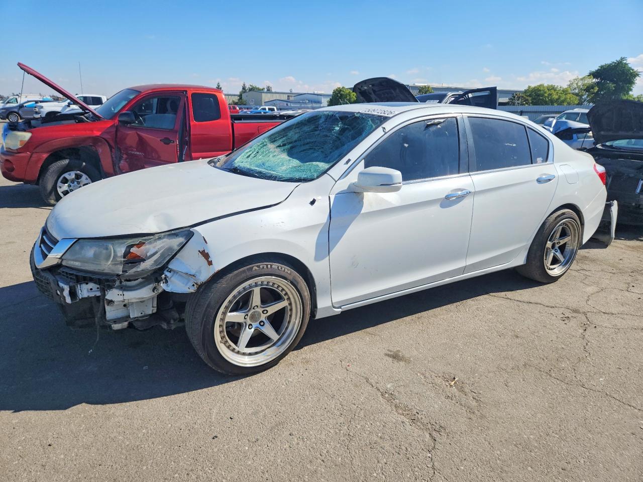 Salvage Honda Accord Image