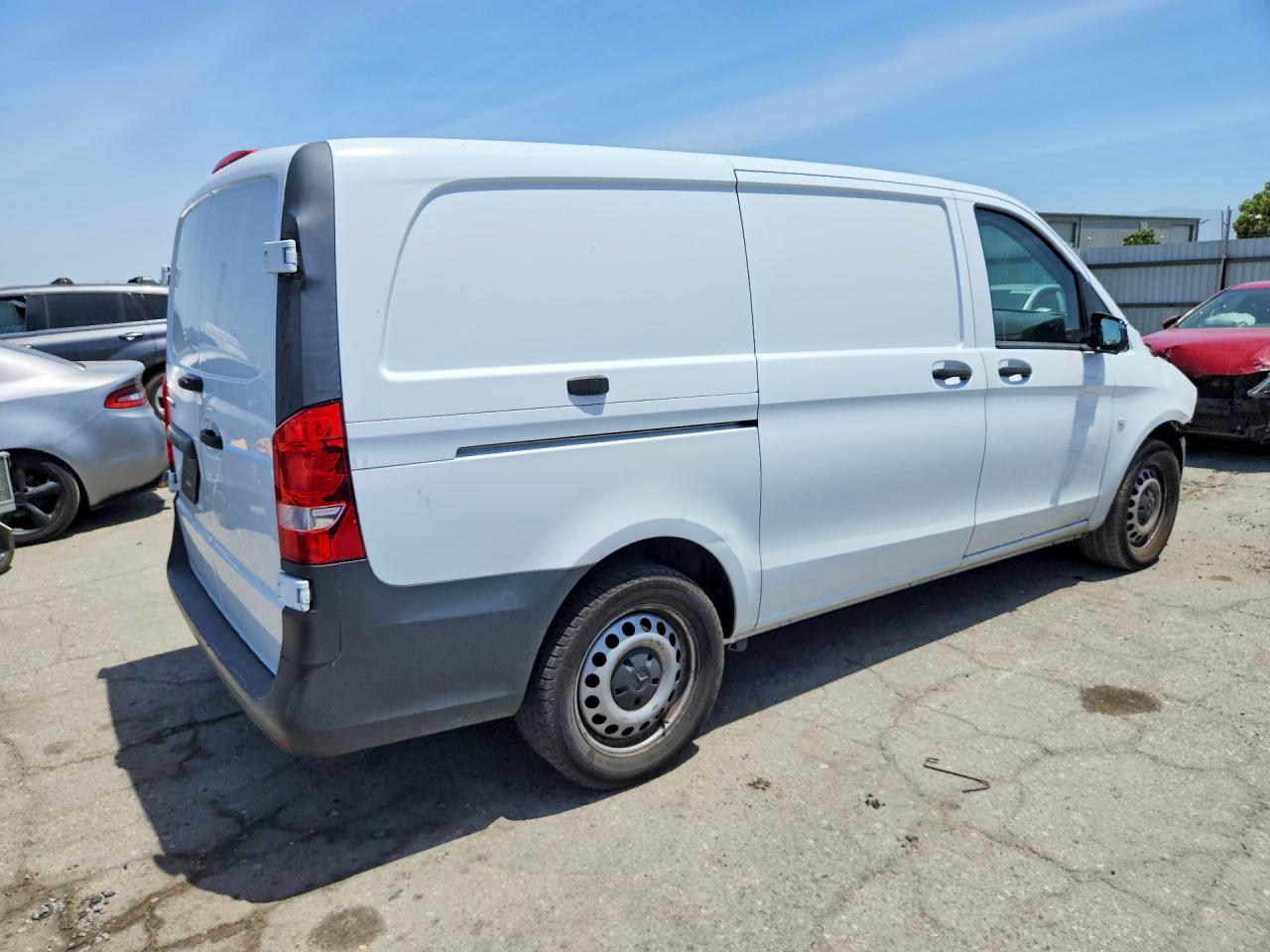 Mercedes-Benz Metris