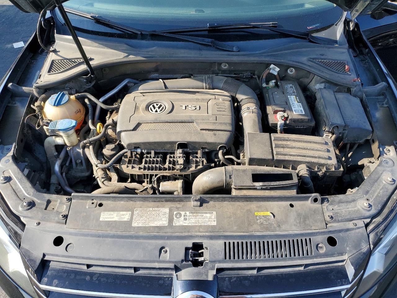Volkswagen Passat S