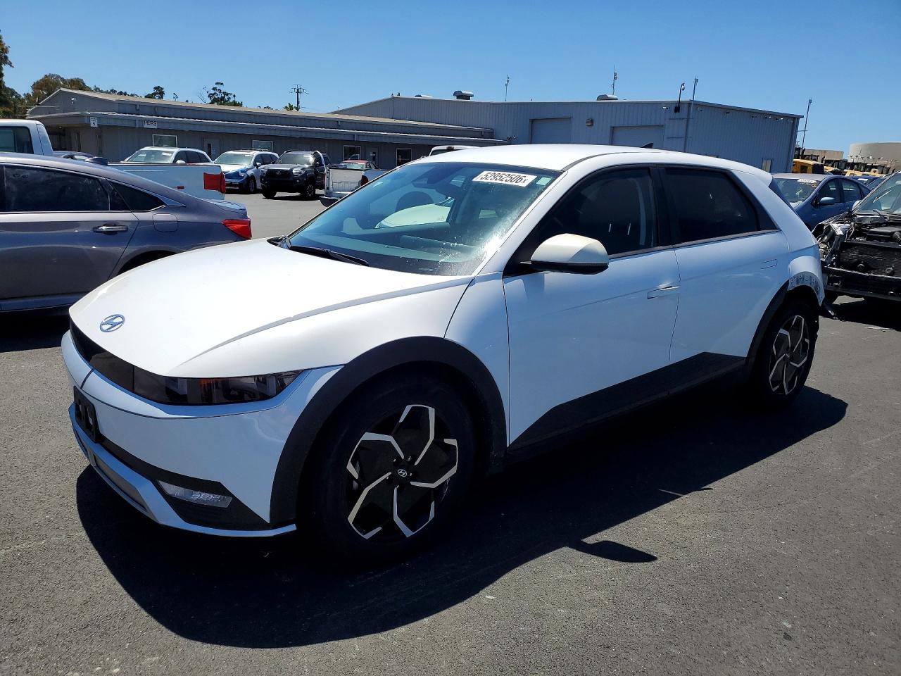 Salvage Hyundai Ioniq Image