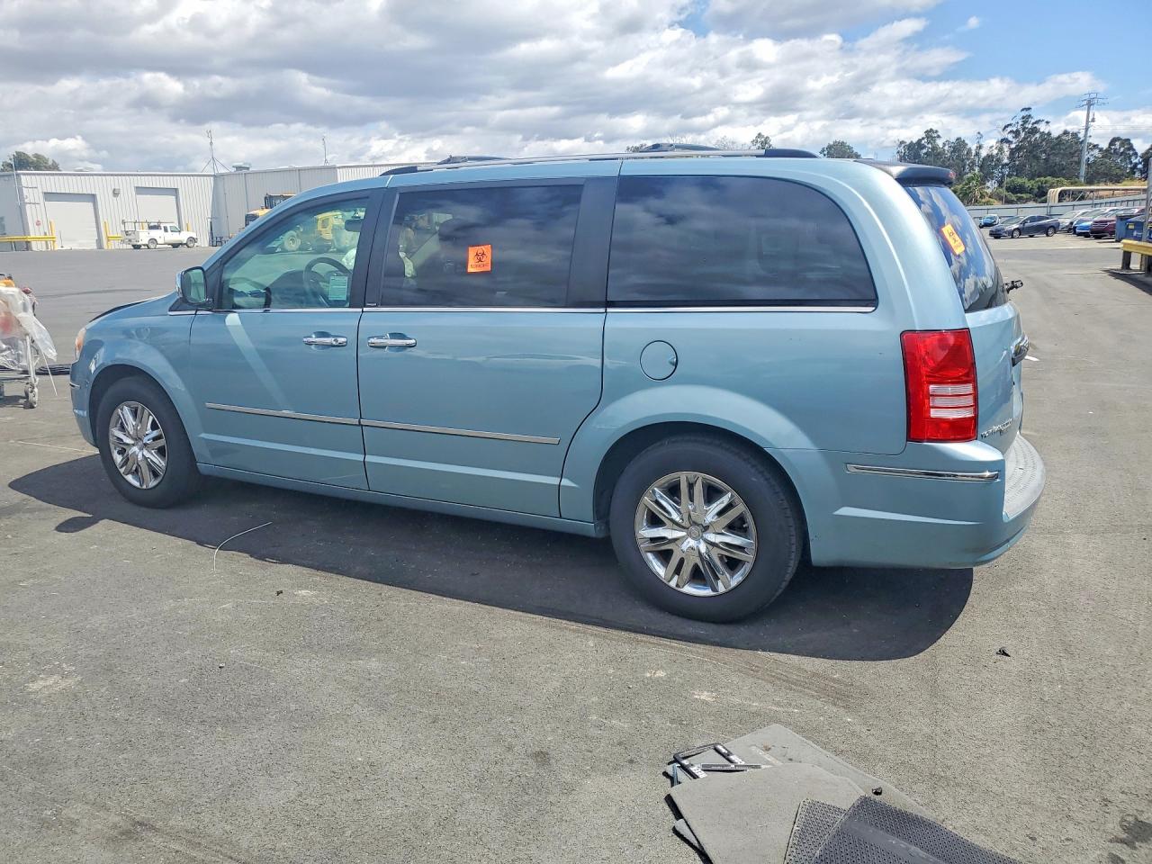 Chrysler Minivan Limited