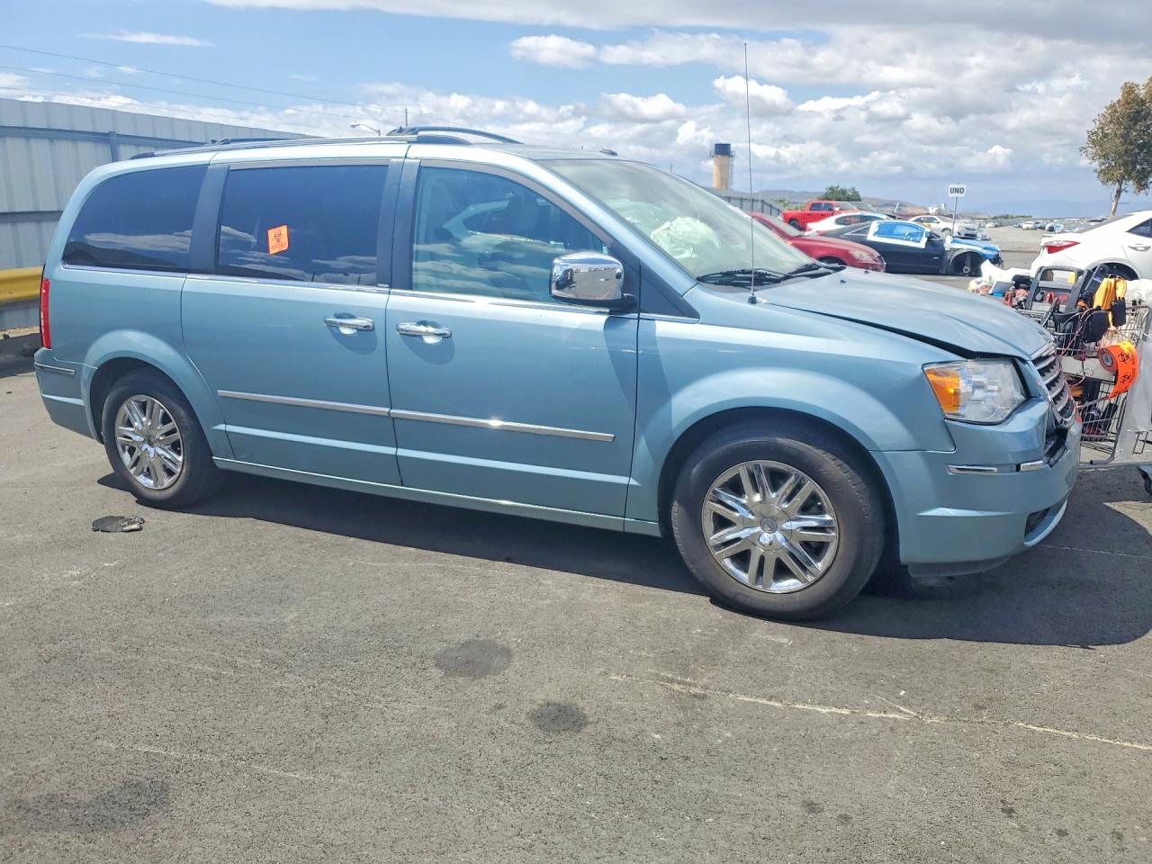 Chrysler Minivan Limited
