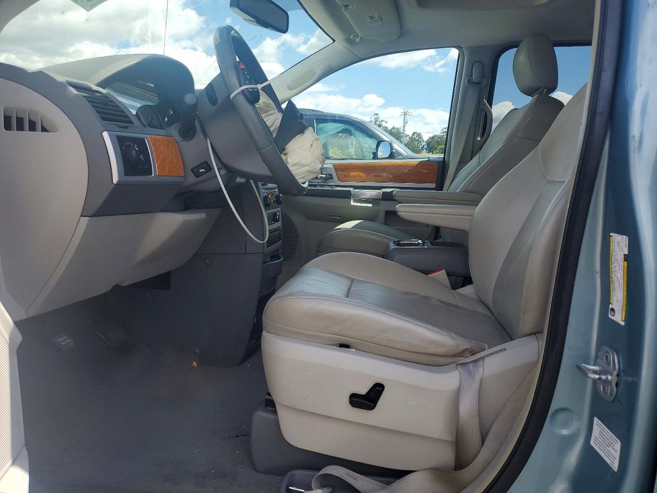 Chrysler Minivan Limited