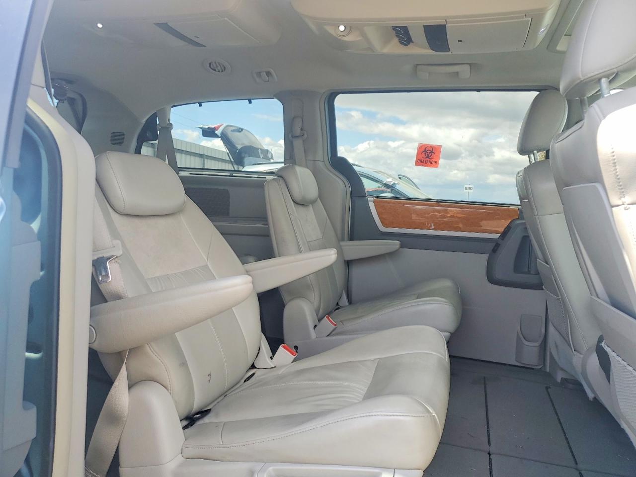 Chrysler Minivan Limited