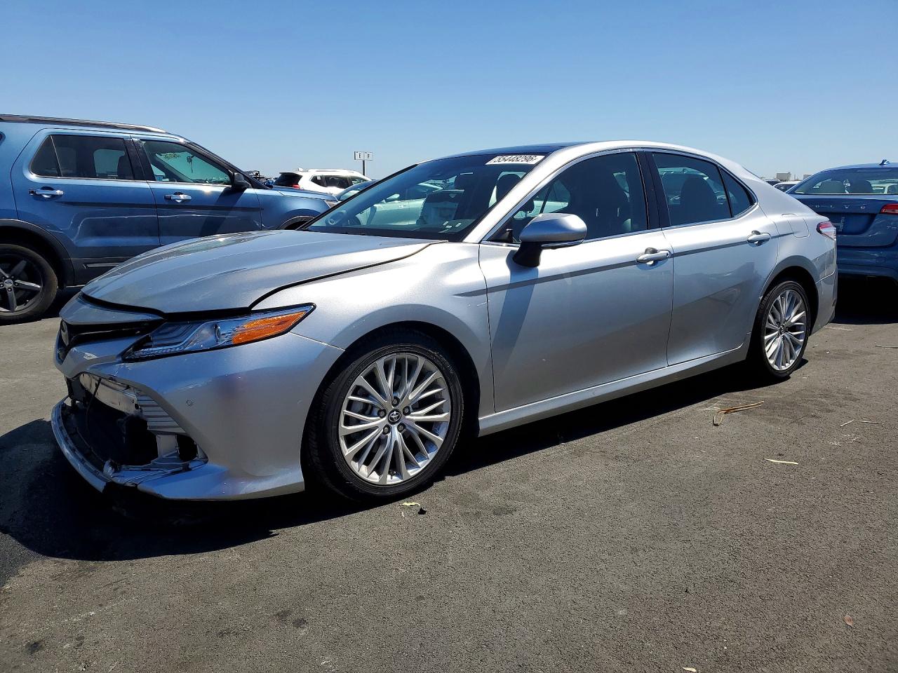 Salvage Toyota Camry Image