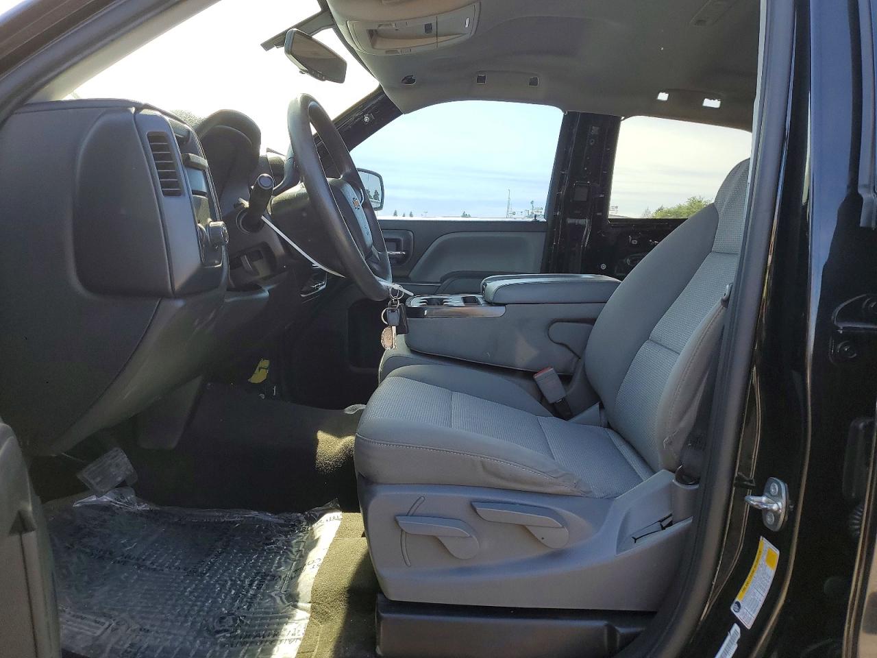 Chevrolet Silverado C1500 Custom